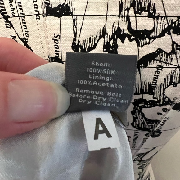 Ann Taylor Sleeveless Silk Animal Print Dress - Picture 9 of 9